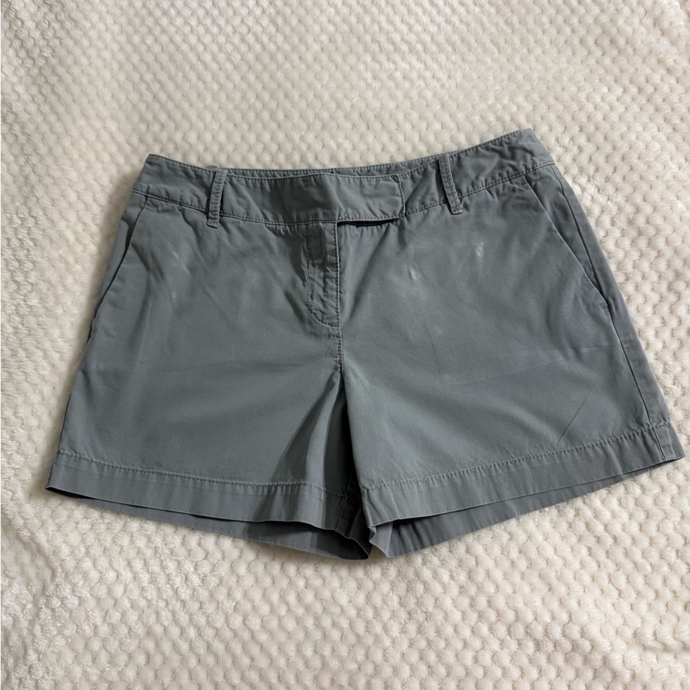 Leaving Closet Soon! LOFT Gray Shorts Size 4 C0247